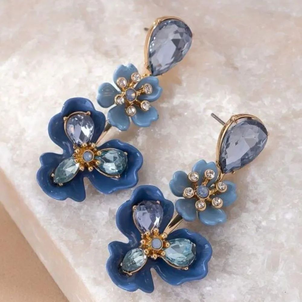 Blue Floral Crystal Drop Earrings A1310